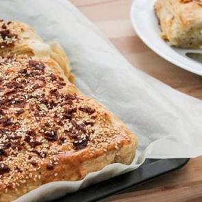 Karnabaharlı milföy börek tarifi