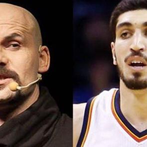 FET&Ouml;'c&uuml; Atalay Demirci'ye yayında şok! - Muhabir Atalay Demirci'nin suratına t&uuml;k&uuml;rd&uuml;!