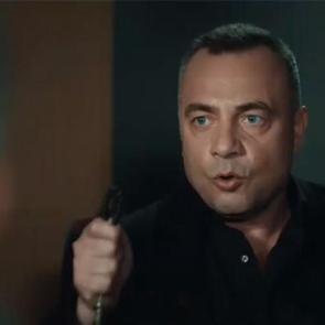 Oktay Kaynarca 'Altın Kelebek' &ouml;d&uuml;l&uuml;nden &ccedil;ekildi