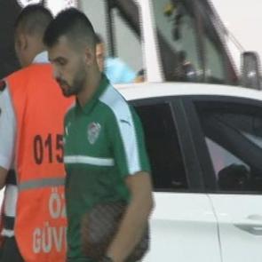 Aziz Behich&rsquo;i ma&ccedil; sonunda statta unuttular
