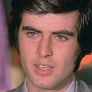 Tarık Akan ka&ccedil; yaşında &ouml;ld&uuml;? - Tarık Akan kimdir? Biyografisi