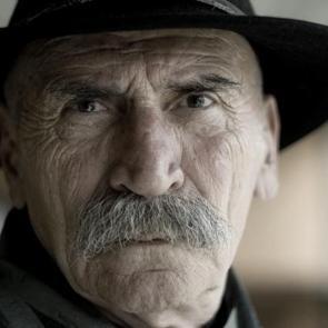 Tuncel Kurtiz kimdir, aslen nerelidir? - Biyografisi 