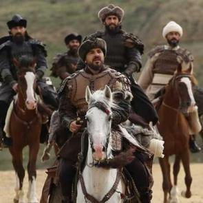 Diriliş Ertuğrul'dan hayranlarını üzecek haber