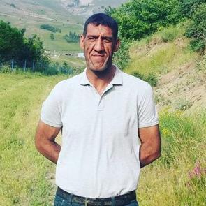 İ&ccedil;erde Minik karakteri Seyithan &Ouml;zdemir kimdir? Aslen nerelidir?