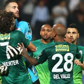 Bursaspor'dan hakem tepkisi! Kurallar mı değişti?