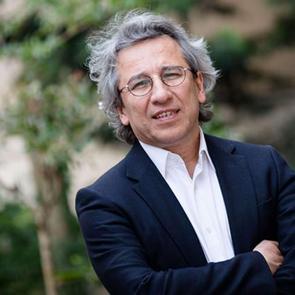 Can D&uuml;ndar kimdir? Aslen nerelidir?