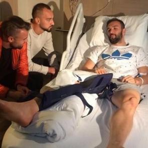 Yıldız futbolcu sezonu kapattı!