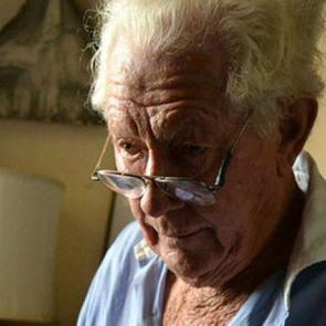 &Uuml;nl&uuml; fotoğraf sanat&ccedil;ısı &ouml;l&uuml; bulundu!