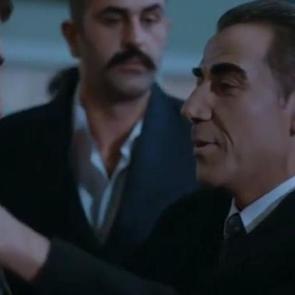 Alparslan Türkeş sahnesi geceye damga vurdu