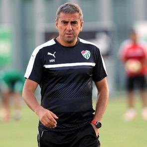 Hamzaoğlu'dan F.Bah&ccedil;e'nin golc&uuml;s&uuml;ne teklif!