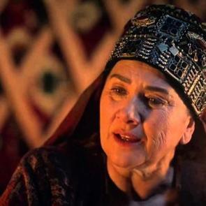 Darcan: Ertuğrul'un annesini oynamıyorum yaşıyorum