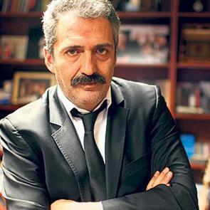 Yavuz Bing&ouml;l: "&Uuml;lkemizin Cumhurbaşkanına sahip &ccedil;ıkmalıyız"