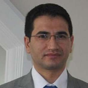 Kandıra Kaymakamı &Ccedil;i&ccedil;ek, g&ouml;zaltına alındı