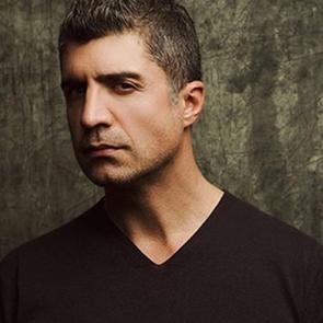 &Ouml;zcan Deniz sert &ccedil;ıkış! Kıro dediler...