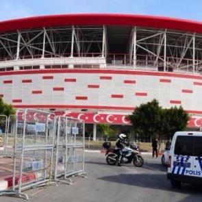 Antalya'da &uuml;st d&uuml;zey g&uuml;venlik &ouml;nlemleri