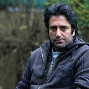 Kırmızıg&uuml;l'e tazminat davası!