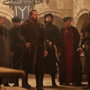 Diriliş Ertuğrul oyuncusu Cem U&ccedil;an'dan referandum mesajı