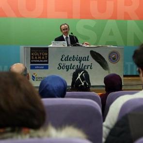 "Arif Nihat Asya ger&ccedil;ek bir milliyet&ccedil;iydi"