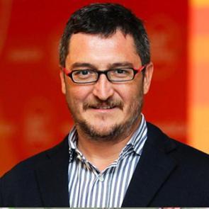 Koray &Ccedil;alışkan'dan referandum i&ccedil;in sa&ccedil;ma tweet