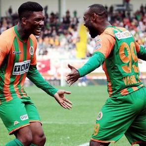 Susic ilk ma&ccedil;ında farka koştu!