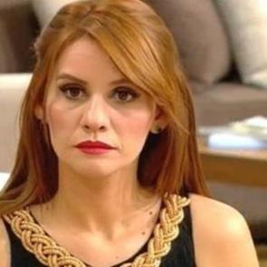 Esra Erol'un evine silahlı baskın!