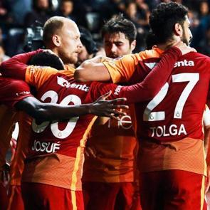 Antalya'da son s&ouml;z&uuml; Aslan s&ouml;yledi!