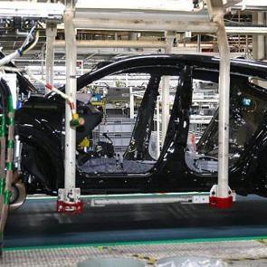 Otomotiv &uuml;retimi arttı