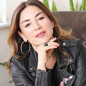 &Uuml;nl&uuml; şarkıcı Aşkın Nur Yengi &ouml;l&uuml;mden d&ouml;nd&uuml;