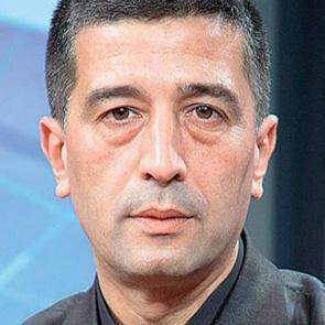 &Uuml;nl&uuml; sunucu Yal&ccedil;ın &Ccedil;akır&rsquo;ın ekibine silahlı saldırı!