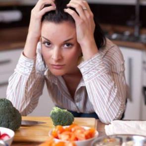 Diyette baş ağrısı neden olur?