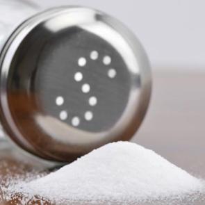 Tuz t&uuml;ketmek kilo verdiriyor