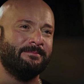 &Uuml;nl&uuml; oyuncu Tolga Tekin ameliyat sonra uyandırılamadı! 