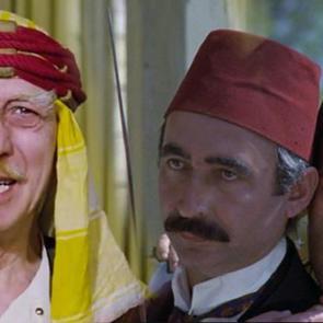 Yıllar sonra ortaya &ccedil;ıktı! Usta oyuncu Kemal Sunal'ın filminde &ouml;lm&uuml;ş!