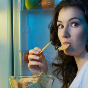 A&ccedil;lık hissetmemek i&ccedil;in yapabileceğiniz 8 şey