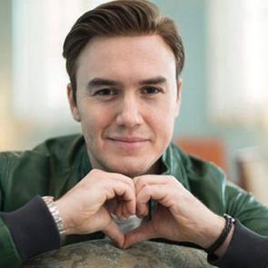 Mustafa Ceceli eşinden boşandı mı? Eşi ve &ccedil;ocuğunun fotoğrafı