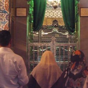 Ey&uuml;p Sultan T&uuml;rbesi ramazanda 24 saat a&ccedil;ık olacak