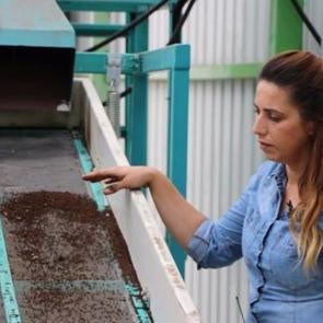 K&uuml;&ccedil;&uuml;k bir kutuda başladı, 4 yılda fabrikat&ouml;r oldu