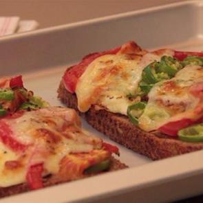 Sahur kaçamağı: Sucuklu ekmekler