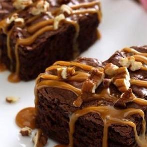 Yalnızca 10 dakikada hazırlanan çikolatalı kek