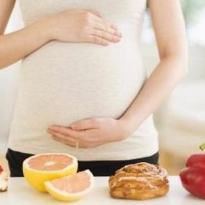 Bebek bekleyen kadınlara oruç uyarısı geldi