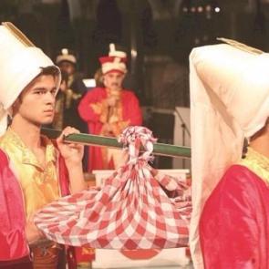 &lsquo;Baklava Alayı&rsquo; geleneği yaşatıldı