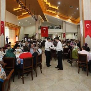 Yarenler Esenler'de iftarda