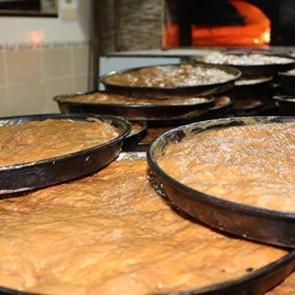 Ramazan sofralarının vazgeçilmezi tahinli pide