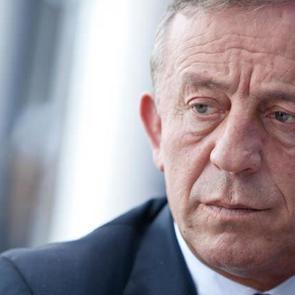 Ali Ağaoğlu &ouml;l&uuml;mden d&ouml;nd&uuml;! Kaburgaları kırıldı...