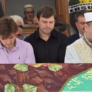 Ertuğrul Sağlam'ın annesine son g&ouml;rev...