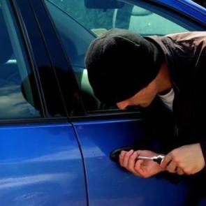 Bu kamerayla otomobil hırsızlığına son!