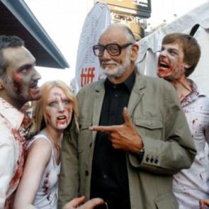 D&uuml;nyaca &uuml;nl&uuml; y&ouml;netmen hayatını kaybetti