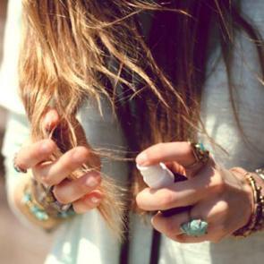 Papatya suyuyla sa&ccedil; rengi a&ccedil;ılır mı?