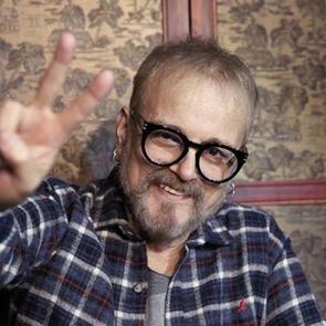 Harun Kol&ccedil;ak kimdir? Aslen nereli ve Ka&ccedil; yaşında vefat etmiştir?