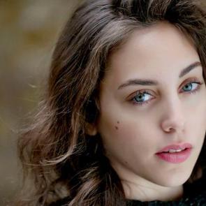 &Ouml;yk&uuml; Karayel kimdir? İşte biyografisi